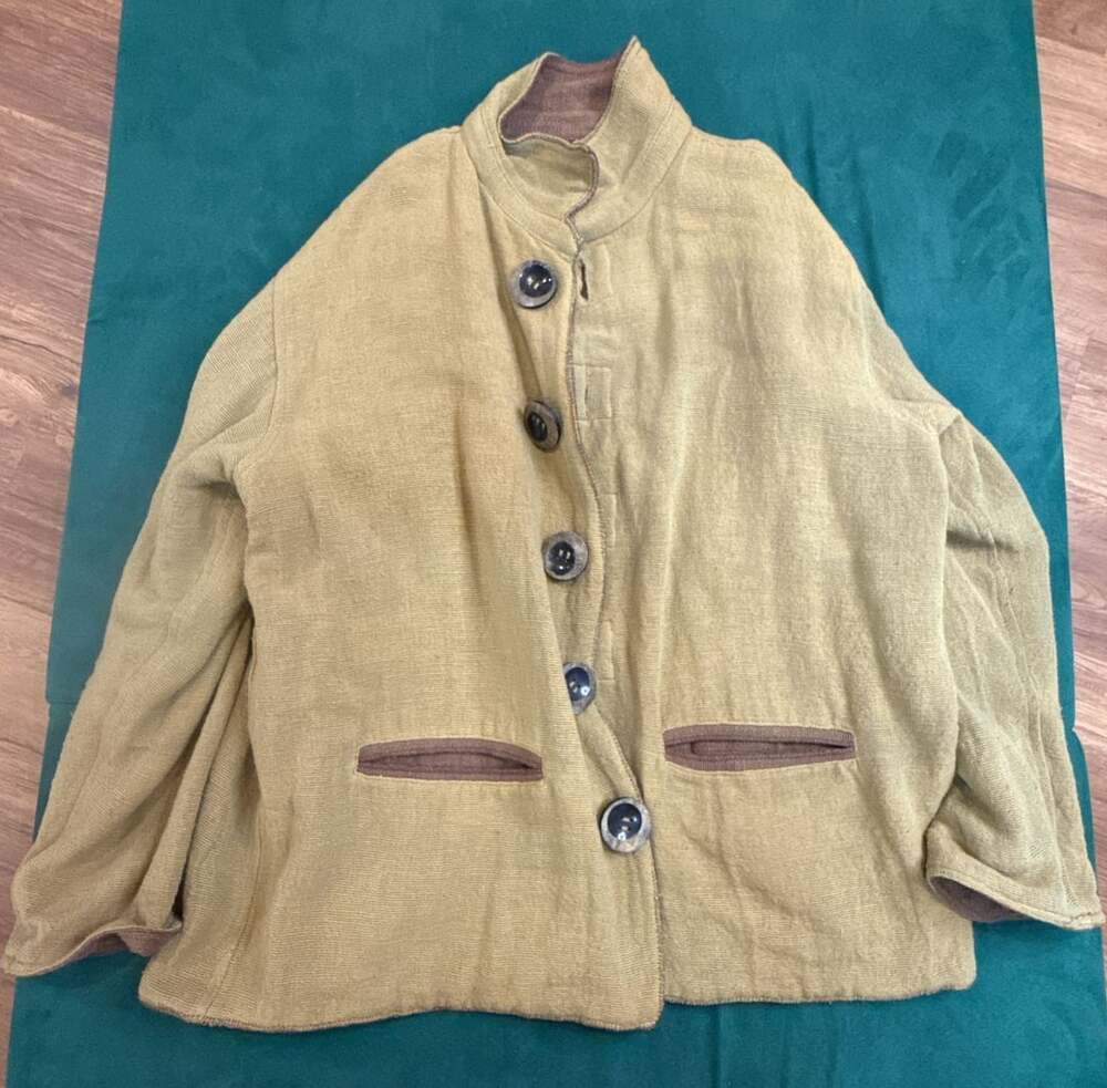 Tribe a people united 100% Hand Woven Cotton Made In Nepal Jacket Size XL